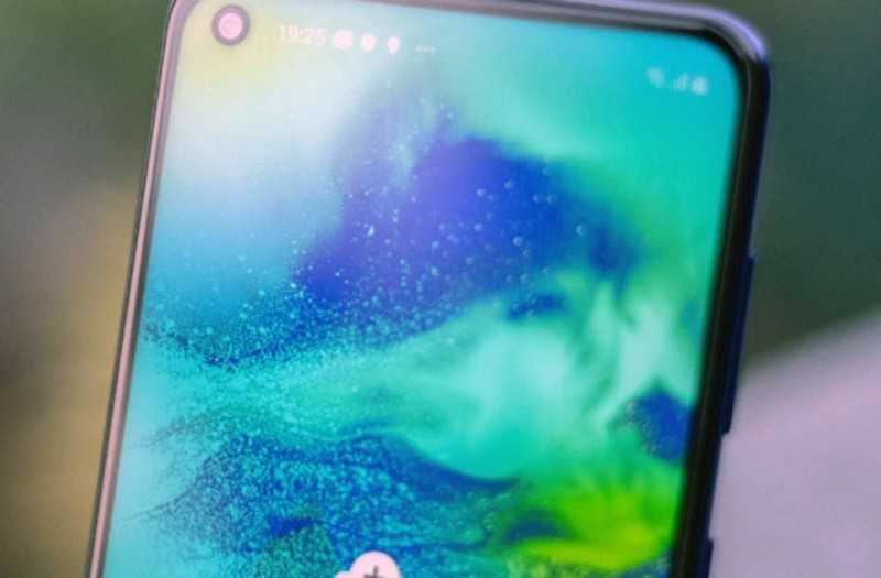Обзор Samsung Galaxy M40Samsung Galaxy M40 является смартфоном среднего класса с тройной камерой и дисплеем Infinity-O Данный аппарат снабжается модулем