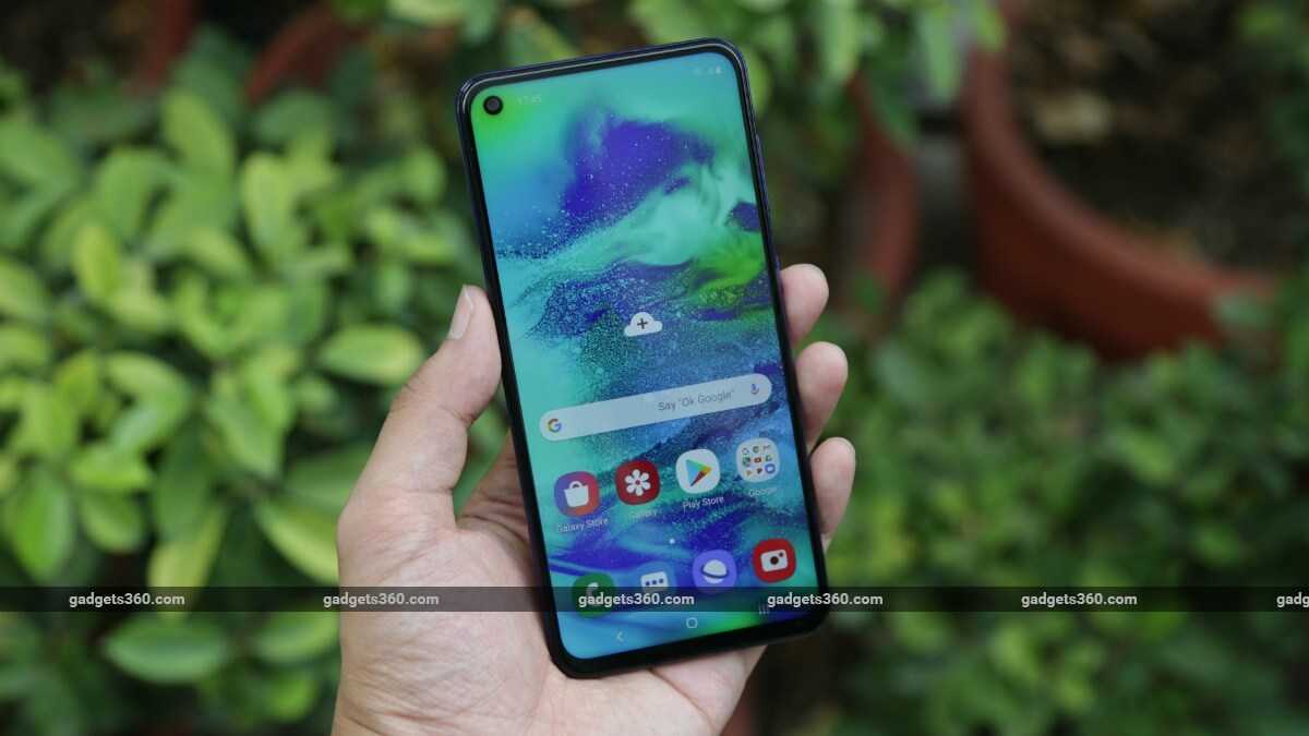 Samsung galaxy m40 review: best smartphone to buy under rs. 20,000?