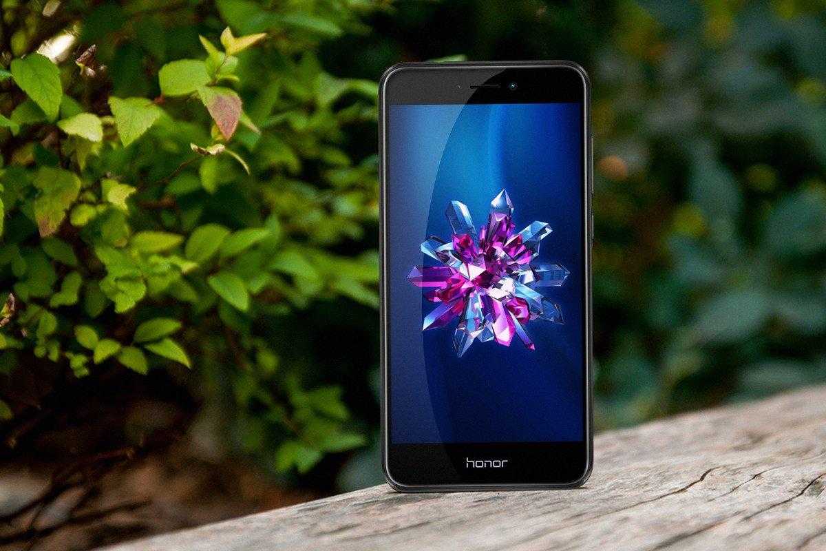 Хонор 90 лайт отзывы. Хонор 8 Лайт. Honor 8 Lite 64gb. Honor 8 Lite 4/64. Смартфон Honor 8 Lite 4/32gb.