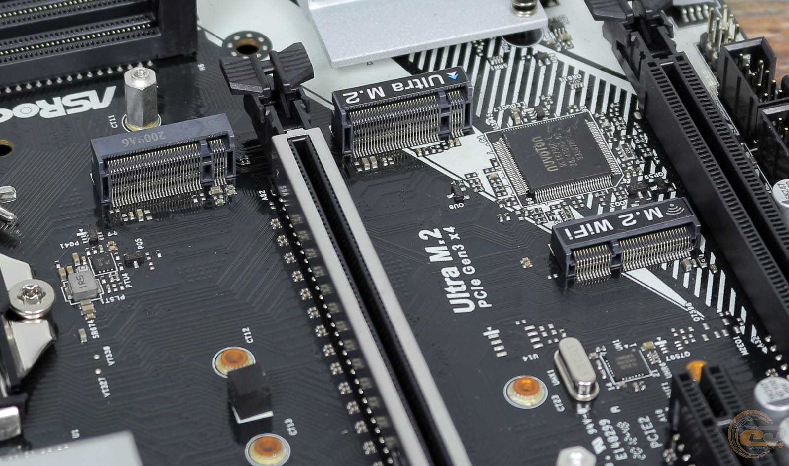 Рад видеть вас, сегодня мы рассмотрим материнскую плату AsRock B560M Pro4 Производительность Материнские платы серии SteelLegend имеют мощные спецификации и функции, и предназначены для широкого круга пользователей и технарей Стабильная высокая производит