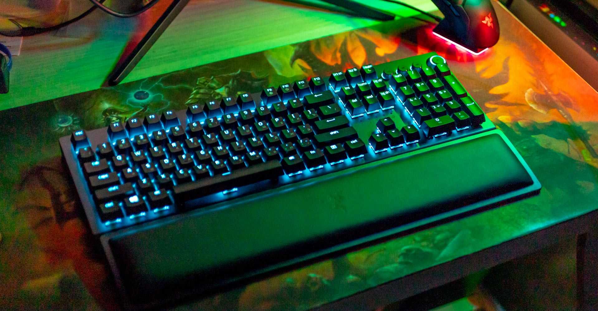 Что лучше мембранная или механическая клавиатура. Razer BLACKWIDOW v3 2021. Razer клавиатура 60 процентная. Steelseries Apex 7 TKL. Razer клавиатура Легенда.