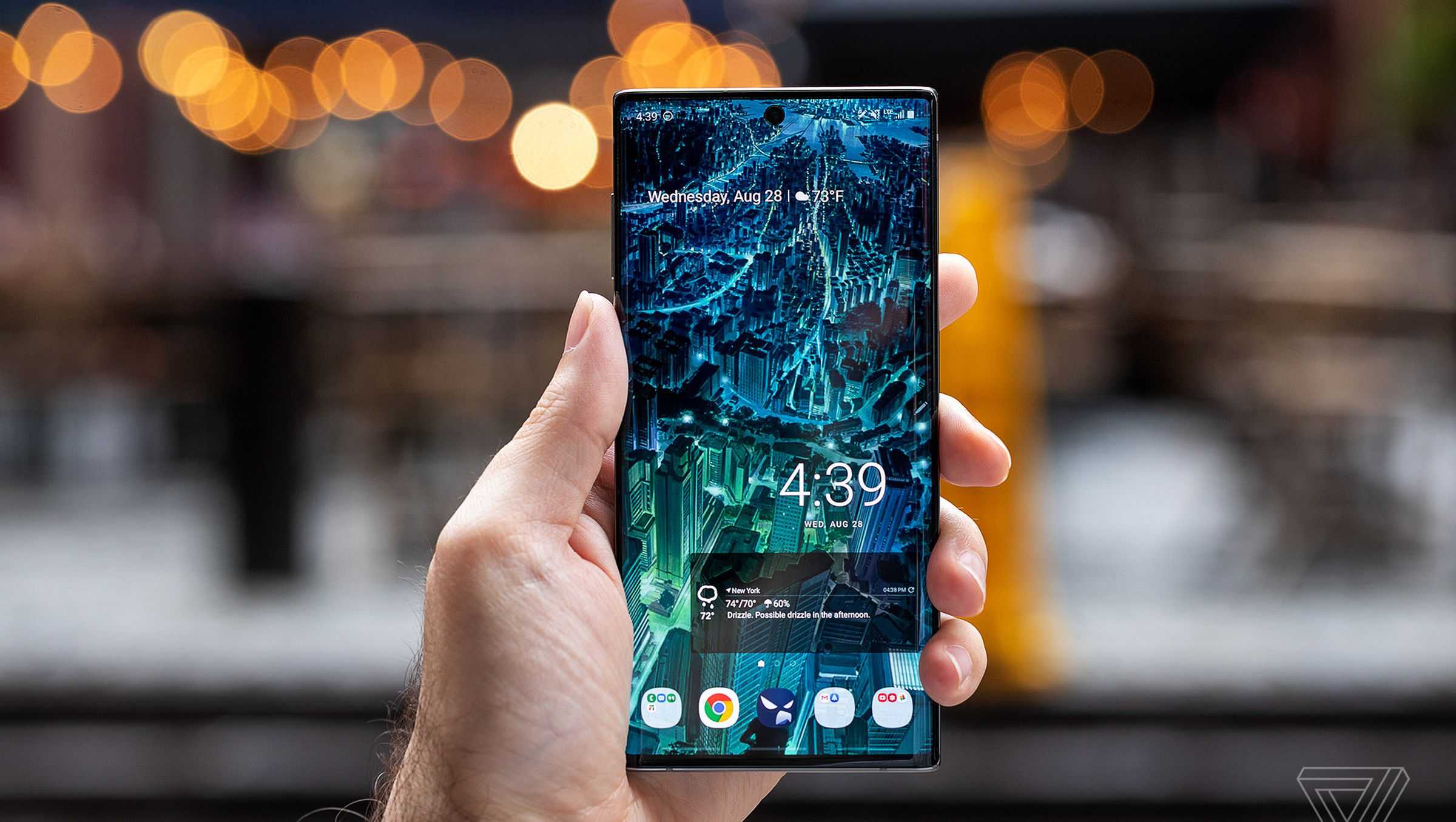 Андроид 10 лайт. Samsung s10 Note Plus. Samsung Galaxy Note 10. Samsung Galaxy note10 черный.