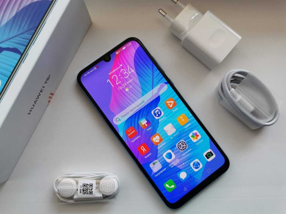 Обзор Huawei Y8sHuawei Y8s — смартфон доступного класса из молодежной линейки Y Модель отличается емким аккумулятором, большим экраном, процессором