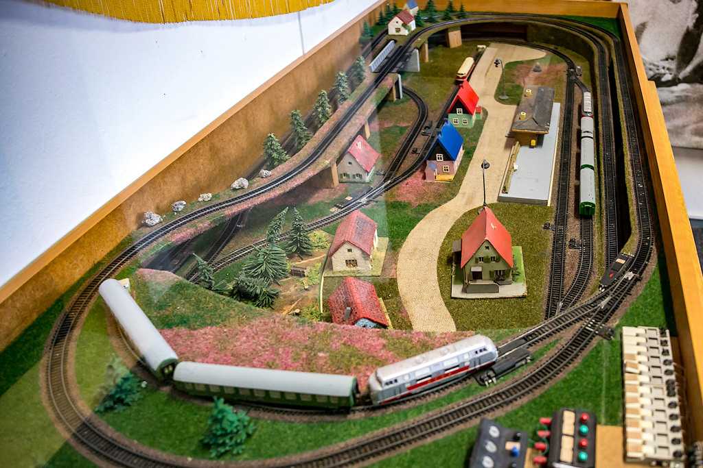 Картинки детской железной дороги с поездом по окружающему миру